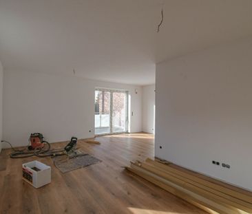 6635 - Stilvoll Wohnen im Neubau – Lichtdurchflutete 2,5-Zimmer-Woh... - Photo 3