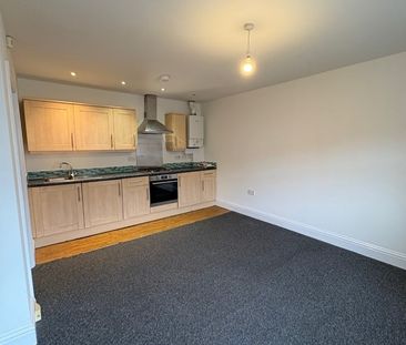 Studio Flat, West St, BS2 - Photo 3