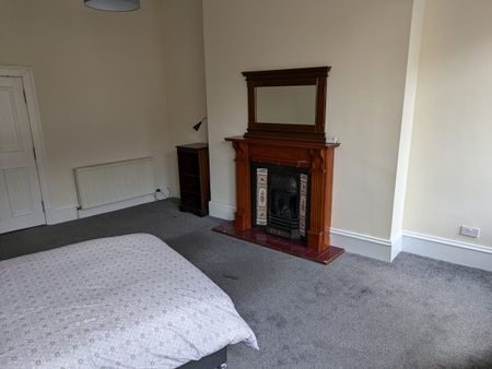 Room in a Shared Flat, Sauchiehall Street, G2 - Photo 3