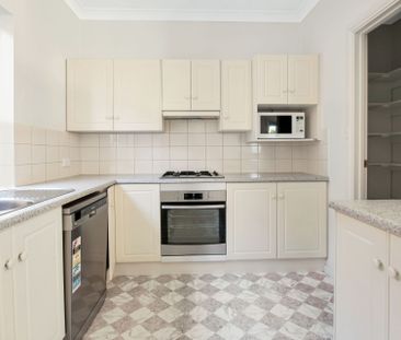 Spacious, Private & Perfectly Positioned - Photo 5