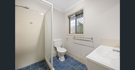 Spacious and Neat unit in prime East Toowoomba location - Photo 5
