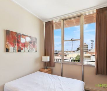 Fully Furnished 2 Bedroom in CBD - Photo 5