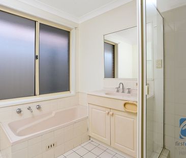 LARGE LIVING SPACES - Photo 6