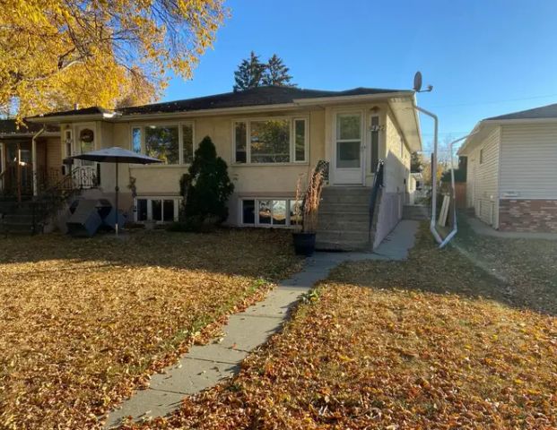 9427 83 St Main | 9427 83 Street, Edmonton - Photo 1