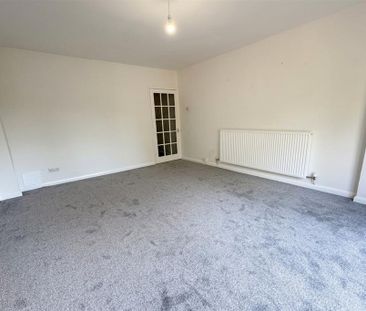 2 bedroom end of terrace house to rent - Photo 1
