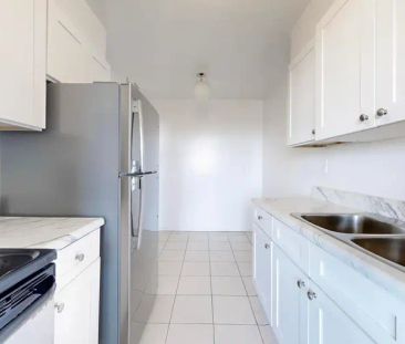 601 Finch Ave. W - Buckingham House | 601 Finch Ave. W., Toronto - Photo 1