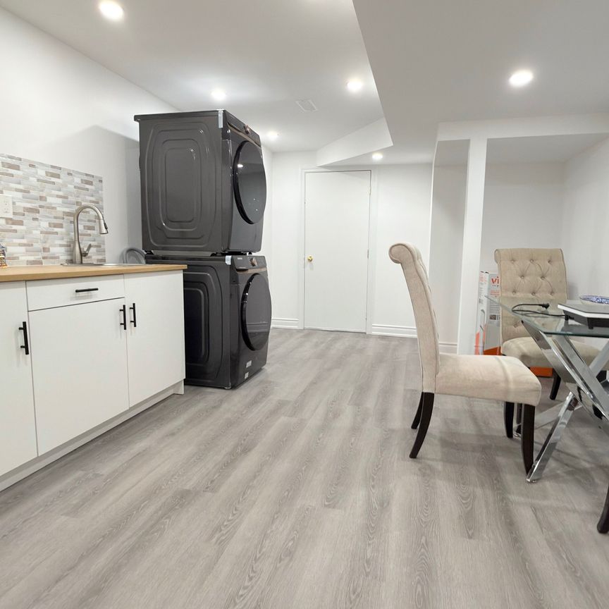 For Lease - 4894 Yorkshire Avenue Unit# Basement, Mississauga, Ontario - Photo 1