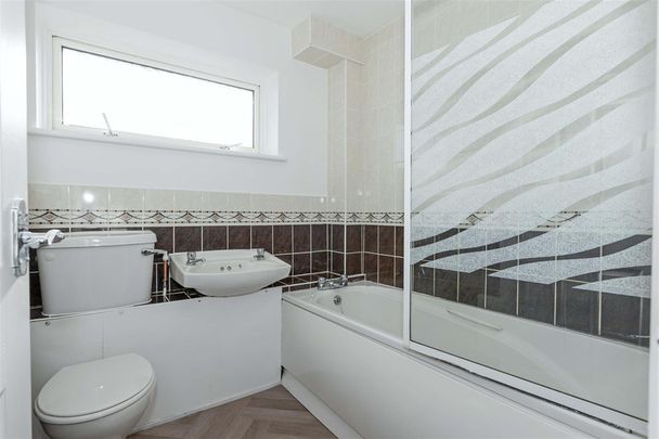 Blackpatch Grove, Shoreham-By-Sea - Photo 1