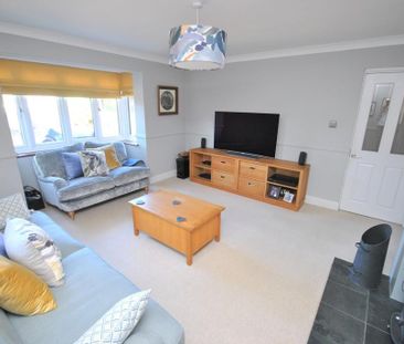 4 bedroom detached house to rent - Photo 1