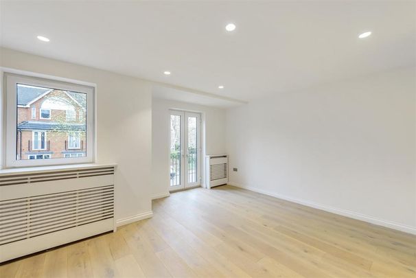 4 bedroom townhouse to rent - Photo 1