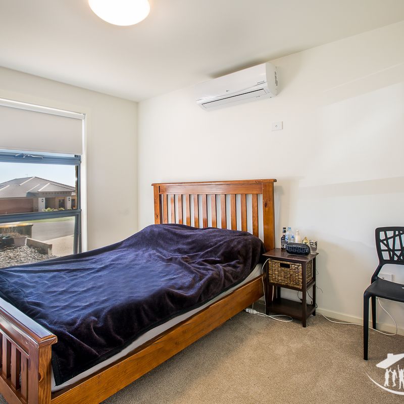 9 Katelyn Court, WAURN PONDS VIC 3216 - Photo 1