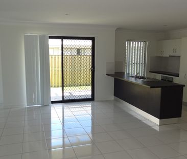 14 Esperance Avenue, 4740, Blacks Beach - Photo 2