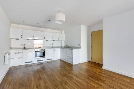 2 bedroom apartment to rent - Photo 4