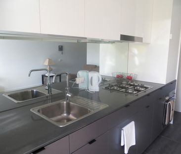 102/18 Queen Street, Blackburn VIC 3130 - Apartment For Rent | Domain - Photo 1