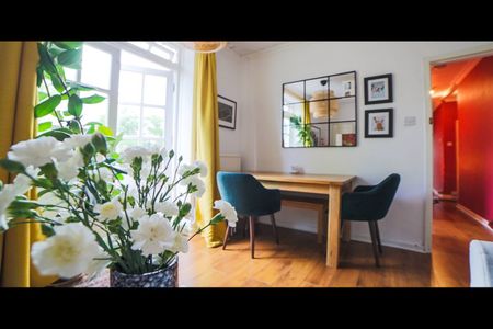 3 Bed Flat, Edward Bond House, WC1H - Photo 4