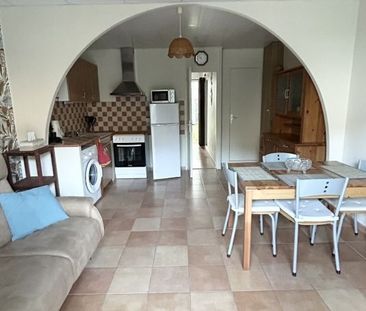 Location Appartement P2 en rdc avec jardin et terrasse Le grau-du-roi - Photo 2