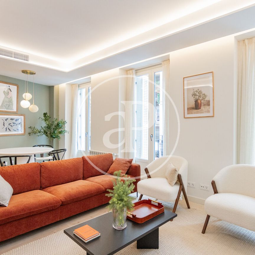 Flat for rent in Huertas - Photo 1