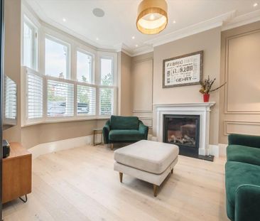 4 bedroom semi-detached house to rent - Photo 5