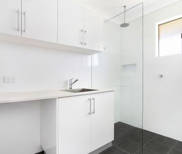 Great Location - Photo 3