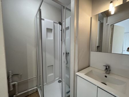 Location Appartement 2 pièces 35m² LILLE 59000 - Photo 3