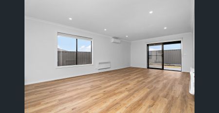 Modern Family Living in Fairway Meadows - Photo 5