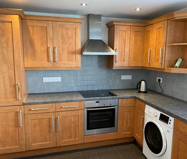 Clews Court, Francis Street, Swansea. SA1 4NT - Photo 3