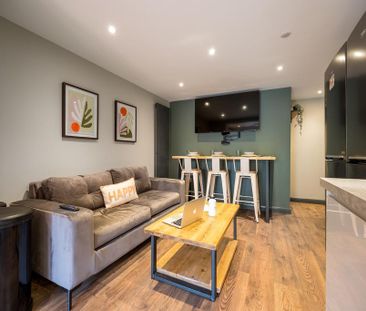 1 bedroom in a house share to rent - Photo 3