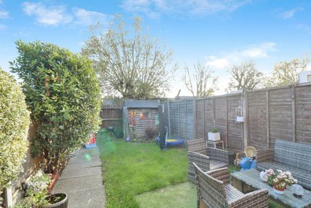 2 bedroom terraced house to rent - Photo 5