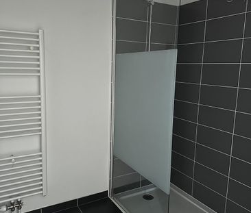 A LOUER F2 - 48m² avec GARAGE - Photo 2