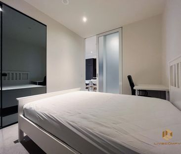 Melbourne CBD - Photo 2