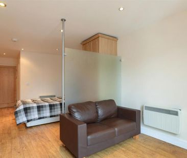 1 bedroom flat to rent - Photo 5