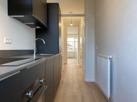 Appartement te huur: Veenendaalkade 373 2547 AJ Den Haag - Photo 5