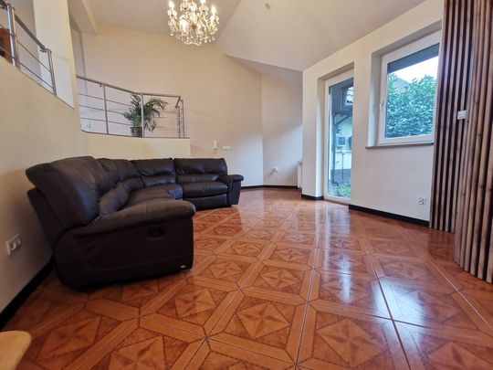 Piękny dom z ogrodem. - Photo 1