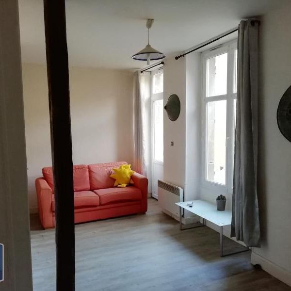 Location Appartement 1 pièce 33m² POITIERS 86000 - Photo 1