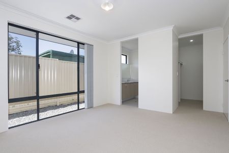 480b Marmion Street, - Photo 2