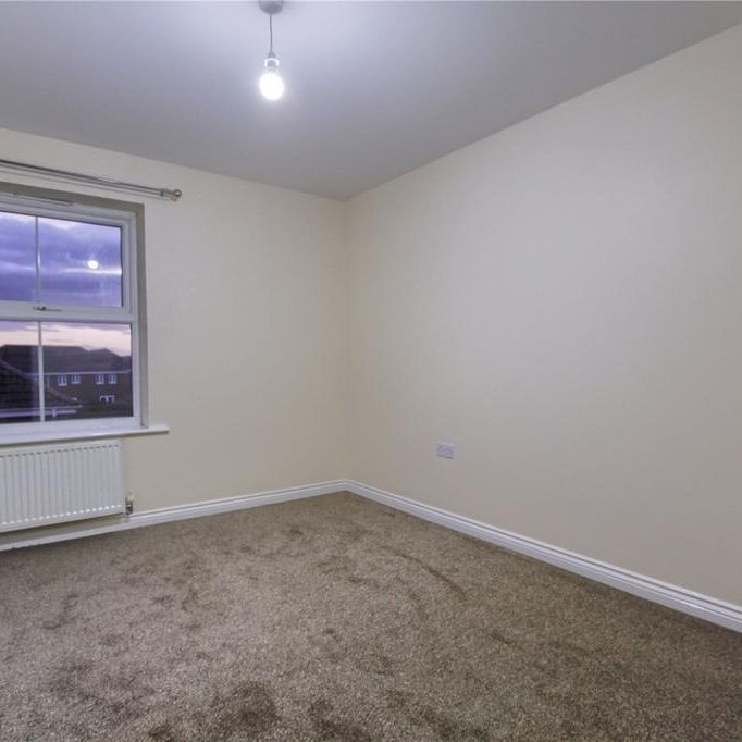 4 bedroom terraced house to rent - Photo 1