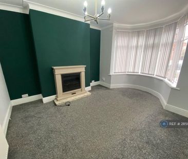 3 bedroom semi-detached house to rent - Photo 1