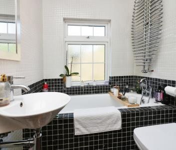 Pondcroft Road, Knebworth, SG3 - Photo 4