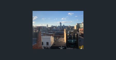 MODERN EXECUTIVE LIFESTYLE! - Photo 3