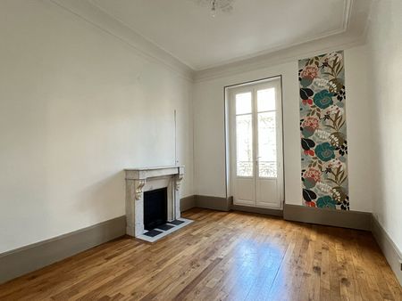 Location Appartement 4 pièces 54m² - Photo 3