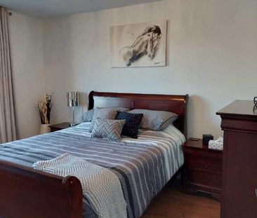 Beau Condo 4 1/2 a louer Duvernay/Val des Brises/Laval - Photo 3