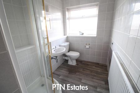 2 bedroom detached bungalow to rent - Photo 5