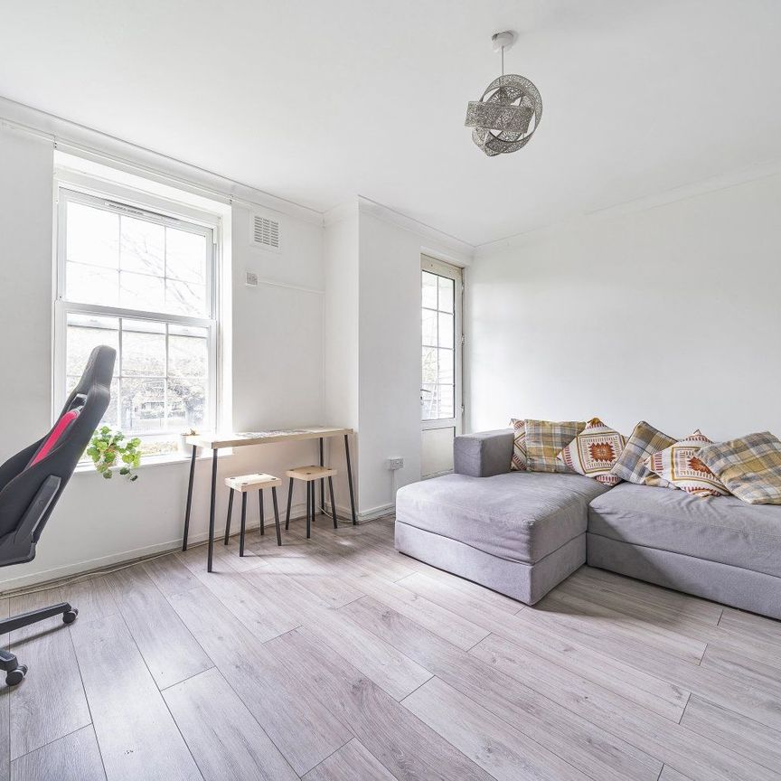 Deptford Church Street, London, SE8 - Photo 1