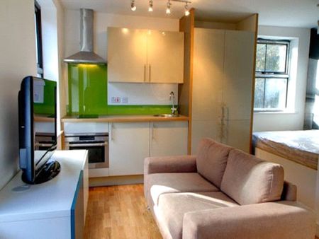 67 Newsome Road, Huddersfield, HD4 - Photo 4