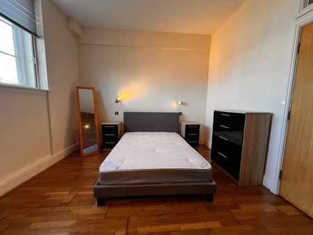 1 Bed Flat, Eastgate, LS2 - Photo 4