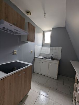 Location Appartement 2 pièces 35m² ISSOUDUN 36100 - Photo 1