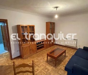 Piso de alquiler en Avenida San Luis, Pinar del Rey - Photo 2