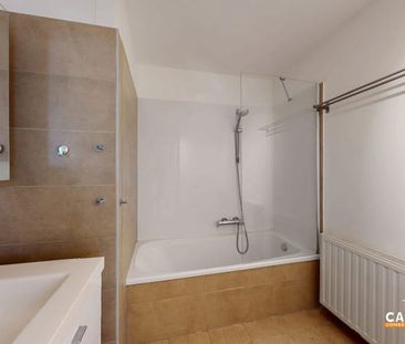 Appartement te huur - Photo 1