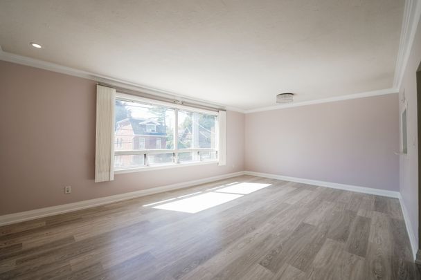 For Lease - 11 Mississauga Road Unit# Upper, Mississauga, Ontario - Photo 1