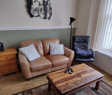 Sea View Avenue, Plymouth - Photo 1